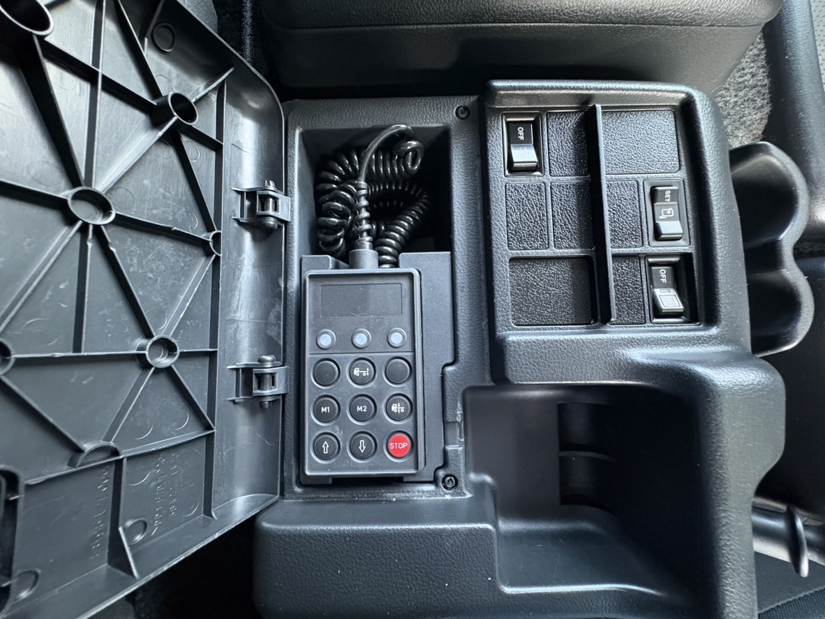 H26年式 プロフィア 25t粉粒体運搬車、車検付積載15.1t|中古トラックの販売・買取・査定のアイナビ