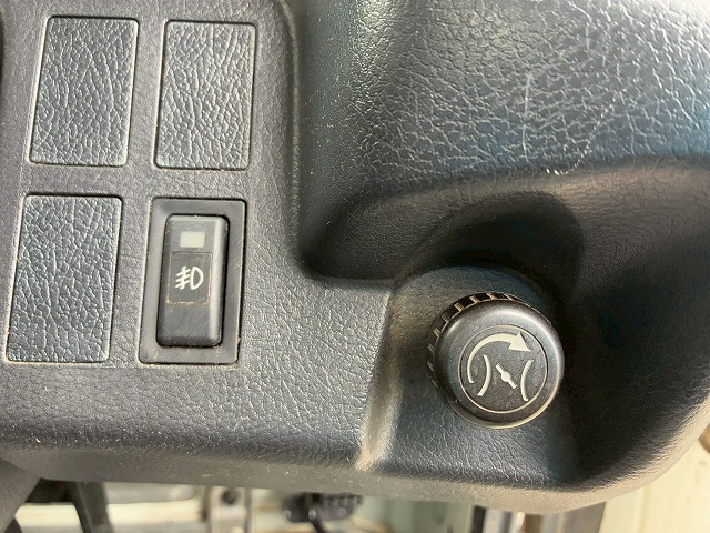 保証対象車車検付ベッドレス極東開発工業コボレーン6速MT|中古トラックの販売・買取・査定のアイナビ