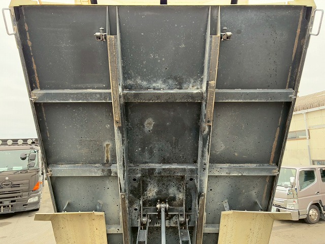 保証対象車車検付ベッドレス極東開発工業コボレーン6速MT|中古トラックの販売・買取・査定のアイナビ