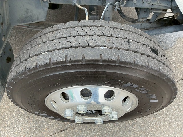 保証対象車車検付ベッドレス極東開発工業コボレーン6速MT|中古トラックの販売・買取・査定のアイナビ