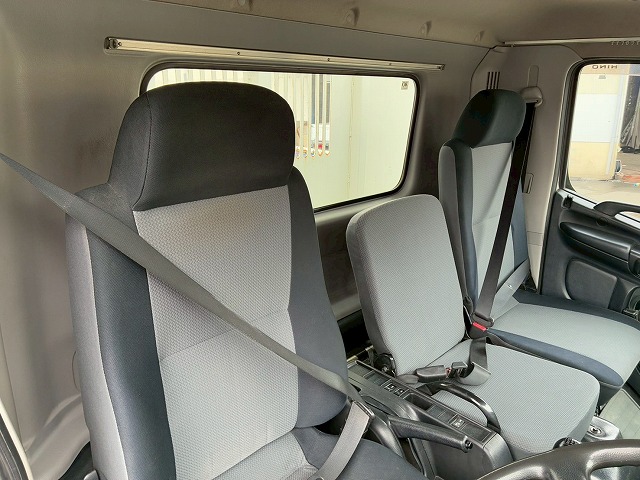 保証対象車車検付ベッドレス極東開発工業コボレーン6速MT|中古トラックの販売・買取・査定のアイナビ