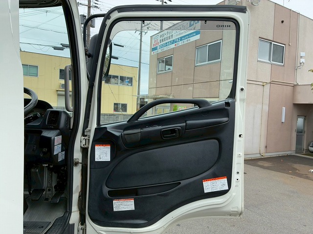 保証対象車車検付ベッドレス極東開発工業コボレーン6速MT|中古トラックの販売・買取・査定のアイナビ