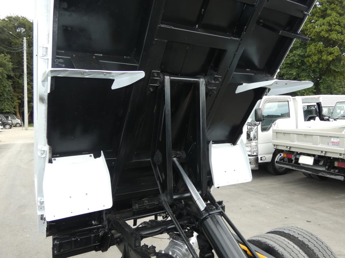 H24キャンター 3トンオートマ ダンプ|中古トラックの販売・買取・査定のアイナビ