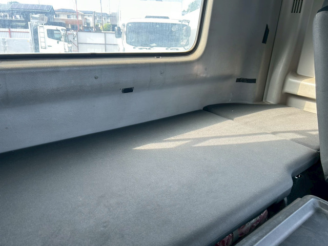 【現状色渡特価!!第五輪荷重11.5t】日野/プロフィア|中古トラックの販売・買取・査定のアイナビ