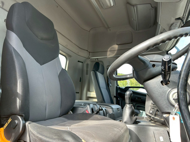 【現状色渡特価!!第五輪荷重11.5t】日野/プロフィア|中古トラックの販売・買取・査定のアイナビ