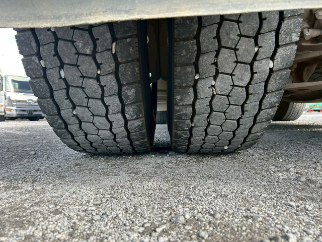 【現状色渡特価!!第五輪荷重11.5t】日野/プロフィア|中古トラックの販売・買取・査定のアイナビ