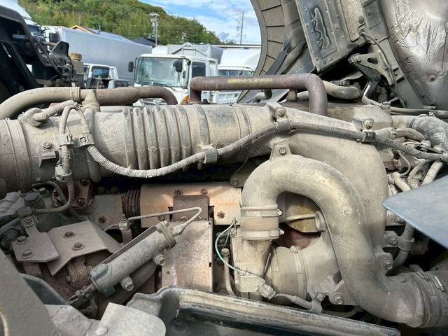 【現状色渡特価!!第五輪荷重11.5t】日野/プロフィア|中古トラックの販売・買取・査定のアイナビ