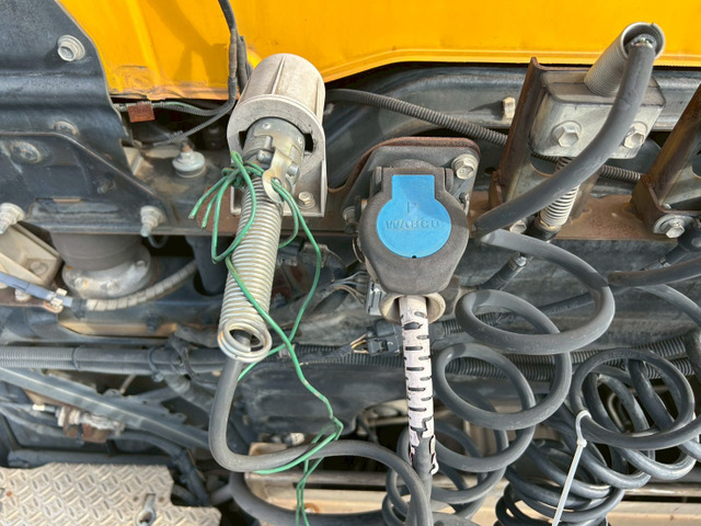 【現状色渡特価!!第五輪荷重11.5t】日野/プロフィア|中古トラックの販売・買取・査定のアイナビ