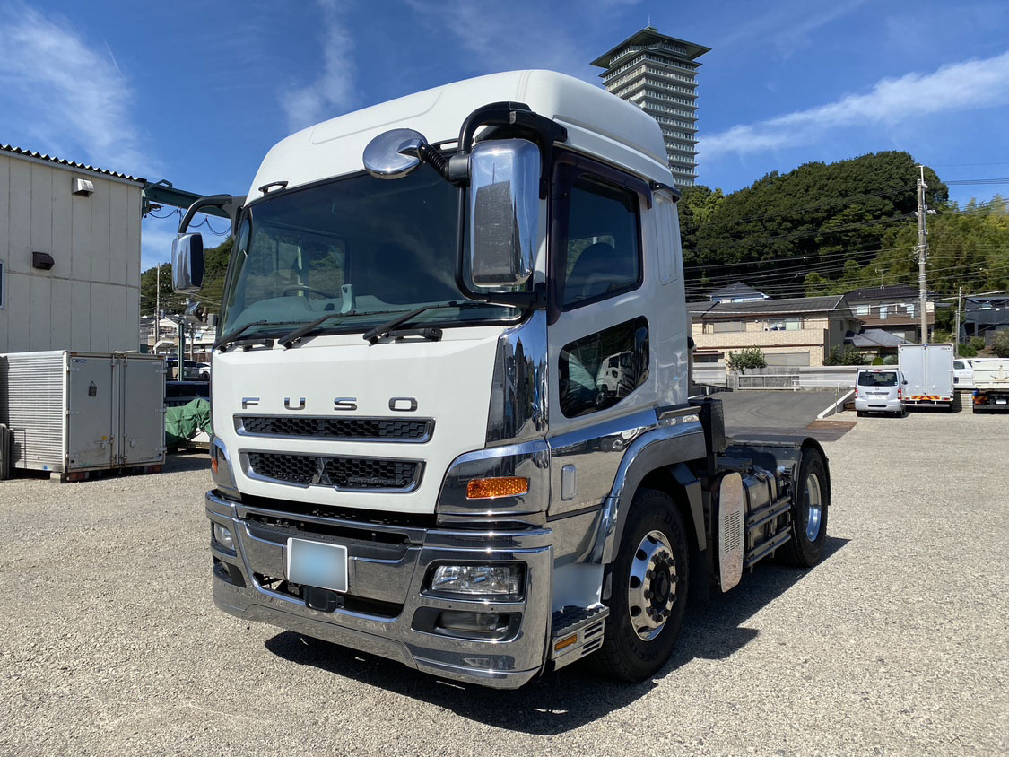 H28年式スーパーグレート7速MTハイルーフトラクタ、車検付|中古トラックの販売・買取・査定のアイナビ