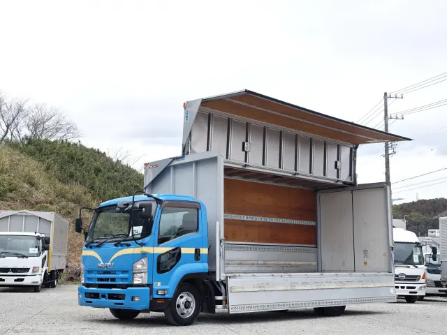 積載3tワイドアルミウイングアルミウィング|中古トラックの販売・買取・査定のアイナビ