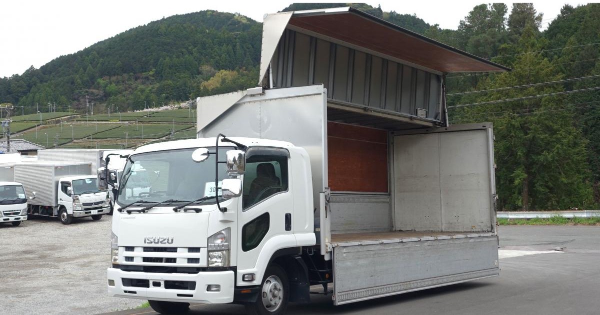 フォワード 積載3t、ワイド、エアサス、アルミウイング|中古トラックの販売・買取・査定のアイナビ