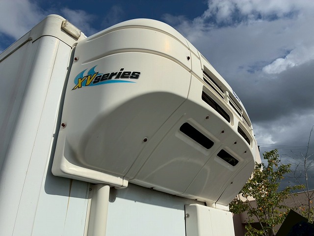 東プレR404Aハイキャブ10尺ボディスムーサーExAT2t5t|中古トラックの販売・買取・査定のアイナビ