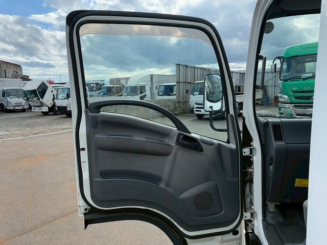 東プレR404Aハイキャブ10尺ボディスムーサーExAT2t5t|中古トラックの販売・買取・査定のアイナビ