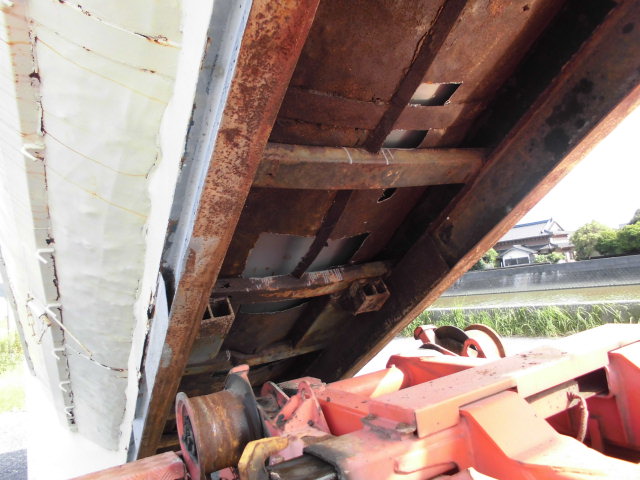 大型アームロール 新明和 2デフ 箱付き 脱着コンテナ専用車|中古トラックの販売・買取・査定のアイナビ