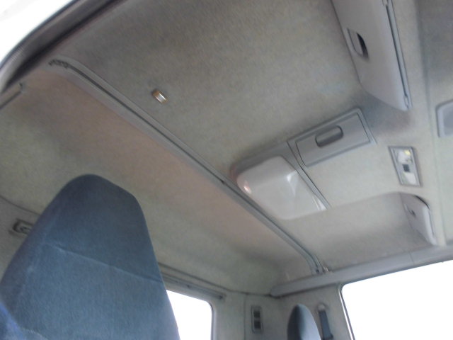 大型アームロール 新明和 2デフ 箱付き 脱着コンテナ専用車|中古トラックの販売・買取・査定のアイナビ