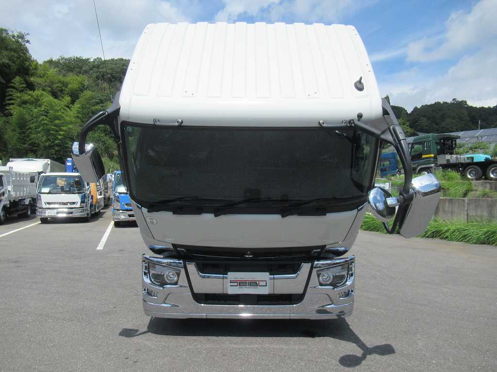 四国車体 積載量13200㎏ ウィンチ 自動あゆみ AT車|中古トラックの販売・買取・査定のアイナビ
