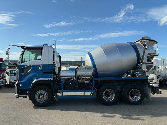 車検付6×43軸2デフリーフサスペンションKYB9速MT|中古トラックの販売・買取・査定のアイナビ