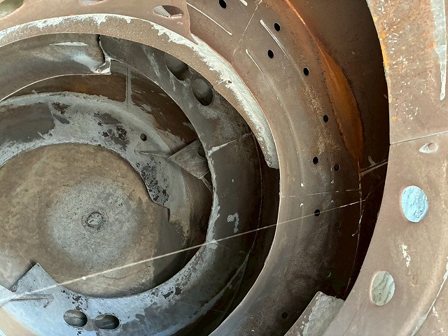 車検付6×43軸2デフリーフサスペンションKYB9速MT|中古トラックの販売・買取・査定のアイナビ