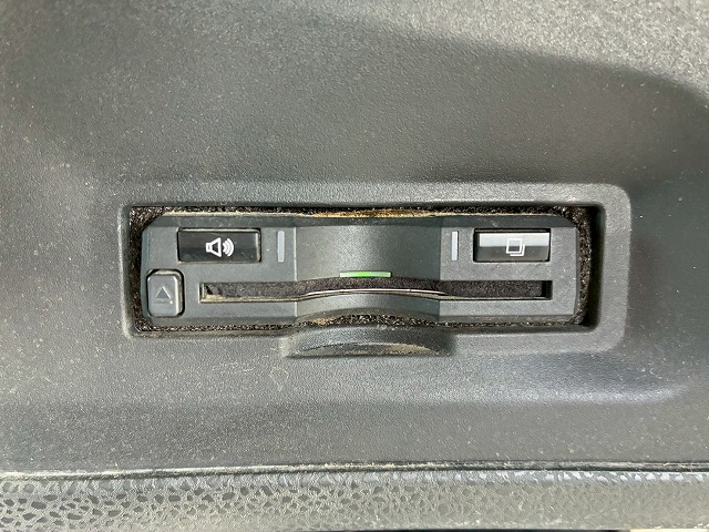 車検付6×43軸2デフリーフサスペンションKYB9速MT|中古トラックの販売・買取・査定のアイナビ