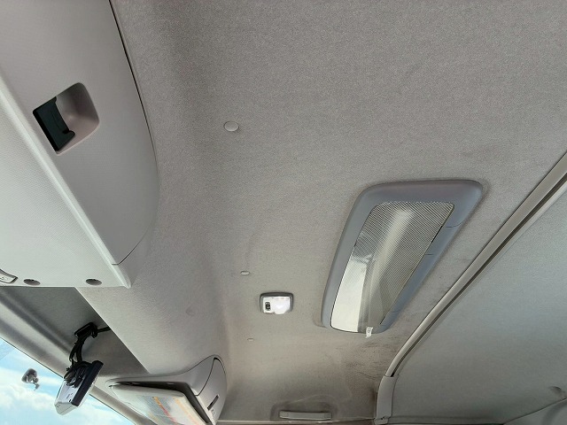 車検付6×43軸2デフリーフサスペンションKYB9速MT|中古トラックの販売・買取・査定のアイナビ