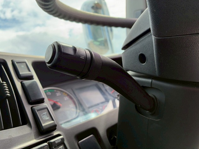 車検付6×43軸2デフリーフサスペンションKYB9速MT|中古トラックの販売・買取・査定のアイナビ