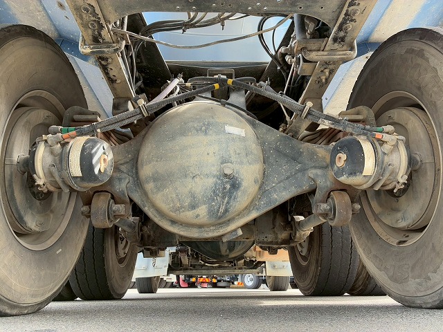 車検付6×43軸2デフリーフサスペンションKYB9速MT|中古トラックの販売・買取・査定のアイナビ