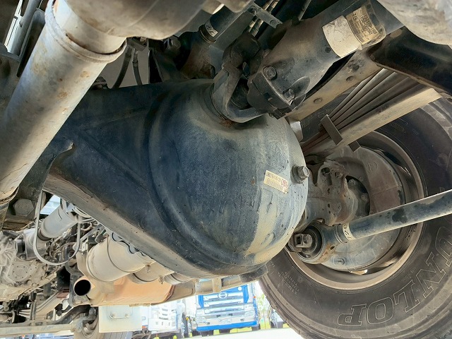 車検付6×43軸2デフリーフサスペンションKYB9速MT|中古トラックの販売・買取・査定のアイナビ