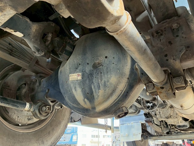 車検付6×43軸2デフリーフサスペンションKYB9速MT|中古トラックの販売・買取・査定のアイナビ