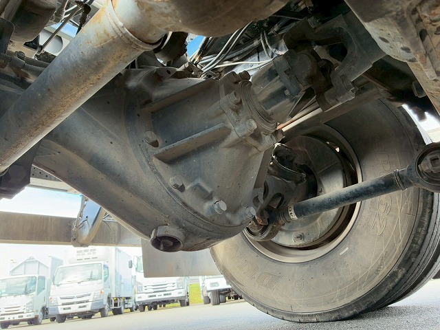 車検付6×43軸2デフリーフサスペンションKYB9速MT|中古トラックの販売・買取・査定のアイナビ