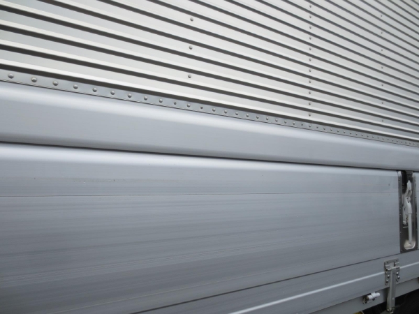 日野レンジャーウイングゲート付|中古トラックの販売・買取・査定のアイナビ