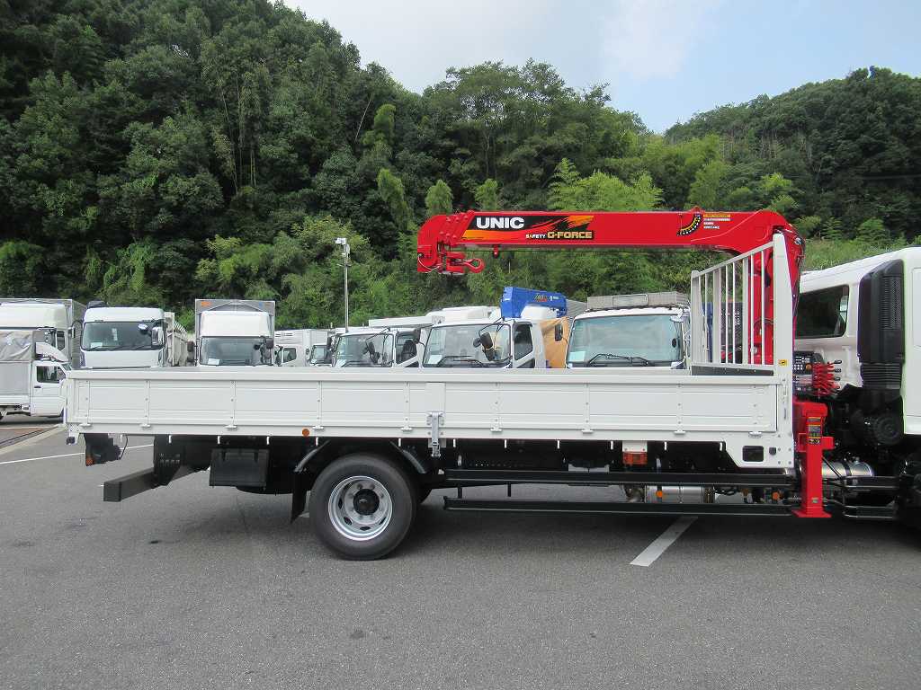 増トン 7.8t ワイド幅キャブ ユニック 4段 240PS 6速|中古トラックの販売・買取・査定のアイナビ