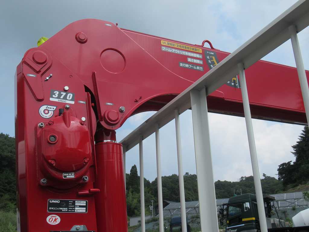 増トン 7.8t ワイド幅キャブ ユニック 4段 240PS 6速|中古トラックの販売・買取・査定のアイナビ