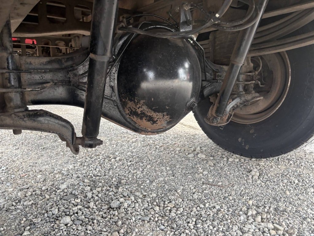 吊t数2.9t吊4段ブーム古河ユニックラジコン床アピトン|中古トラックの販売・買取・査定のアイナビ