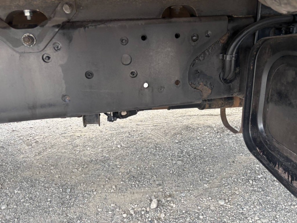 吊t数2.9t吊4段ブーム古河ユニックラジコン床アピトン|中古トラックの販売・買取・査定のアイナビ