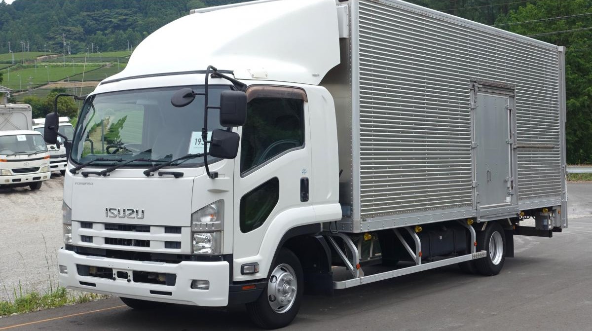 フォワード 垂直パワーゲート600kgワイドアルミバン|中古トラックの販売・買取・査定のアイナビ