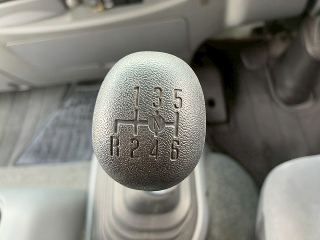 アルミブロックベッドレスパブコ6速MTマニュアル4t8t|中古トラックの販売・買取・査定のアイナビ