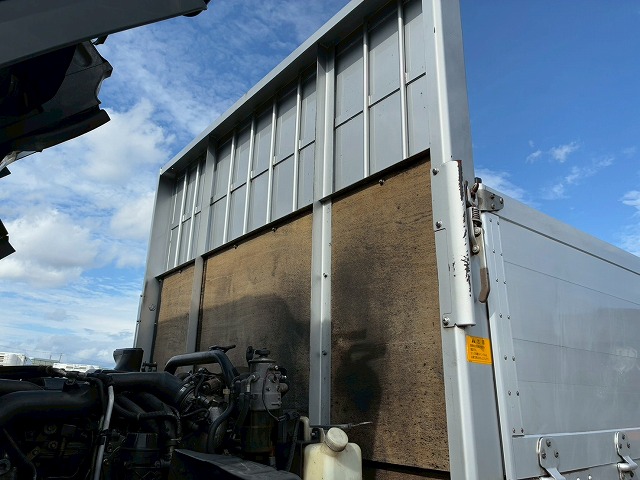 アルミブロックベッドレスパブコ6速MTマニュアル4t8t|中古トラックの販売・買取・査定のアイナビ