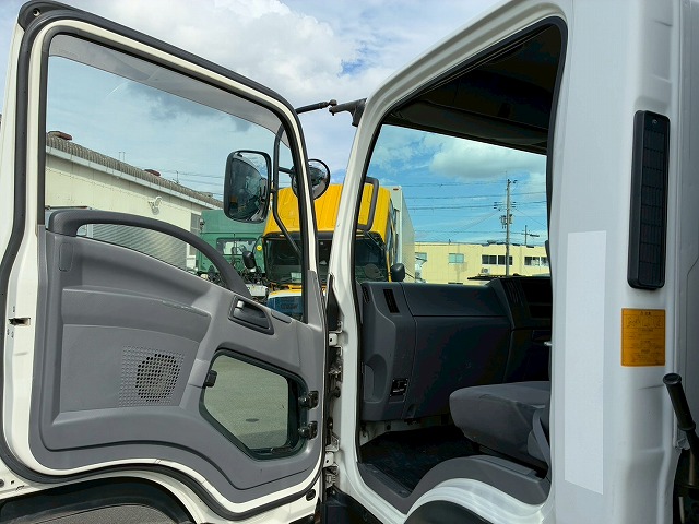 アルミブロックベッドレスパブコ6速MTマニュアル4t8t|中古トラックの販売・買取・査定のアイナビ