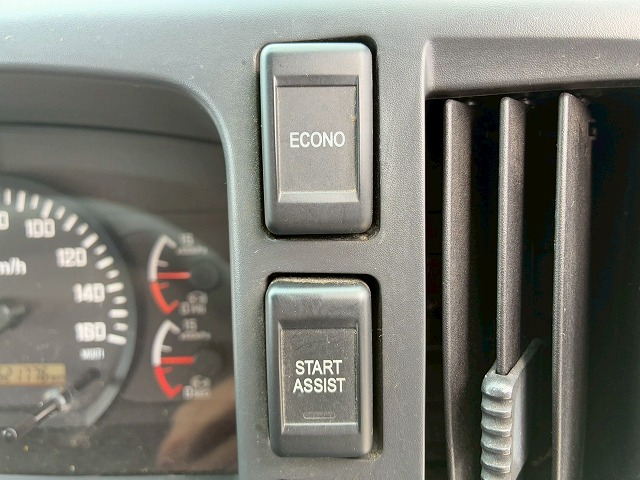 アルミブロックベッドレスパブコ6速MTマニュアル4t8t|中古トラックの販売・買取・査定のアイナビ