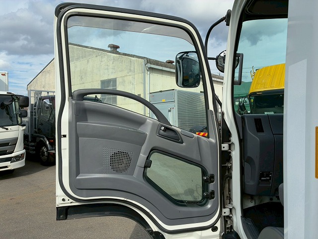 アルミブロックベッドレスパブコ6速MTマニュアル4t8t|中古トラックの販売・買取・査定のアイナビ