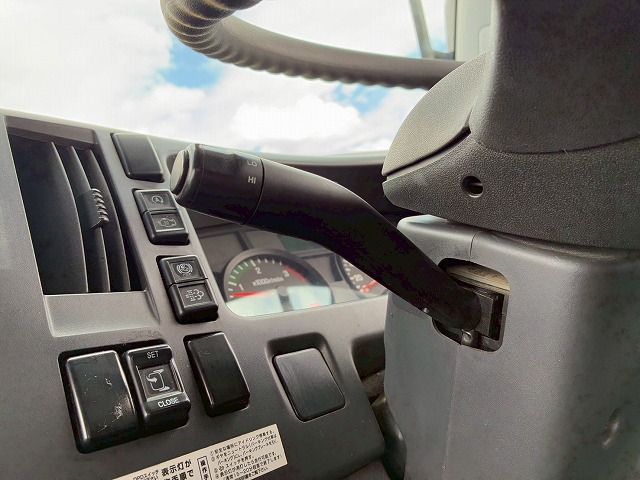 アルミブロックベッドレスパブコ6速MTマニュアル4t8t|中古トラックの販売・買取・査定のアイナビ