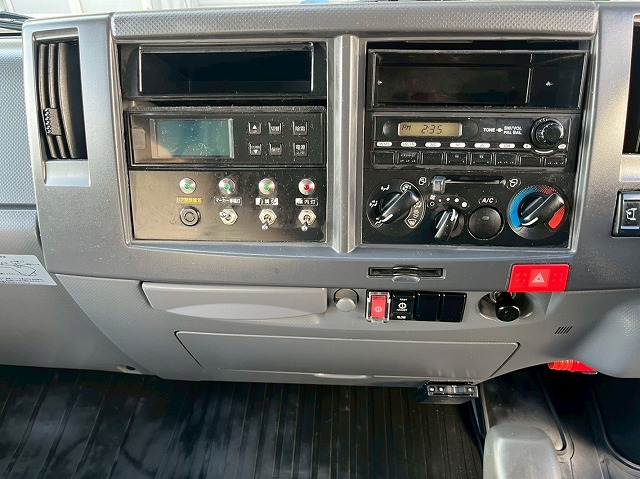 -30℃低温設定★スタンバイ機能★ワイド×超ロング★R404A|中古トラックの販売・買取・査定のアイナビ