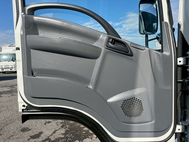 -30℃低温設定★スタンバイ機能★ワイド×超ロング★R404A|中古トラックの販売・買取・査定のアイナビ