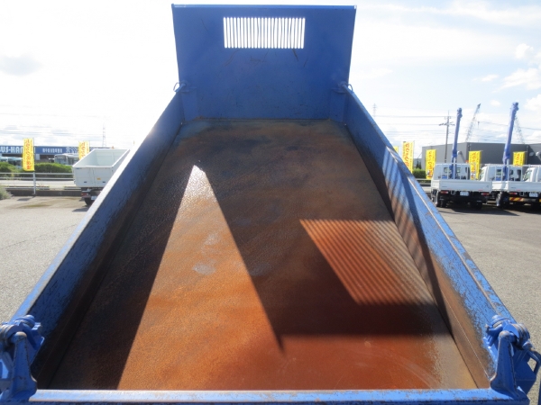 いすゞエルフ三転ダンプ|中古トラックの販売・買取・査定のアイナビ