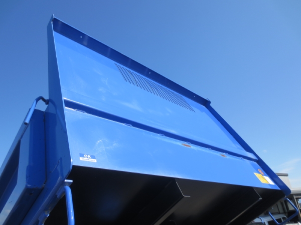 いすゞエルフ三転ダンプ|中古トラックの販売・買取・査定のアイナビ