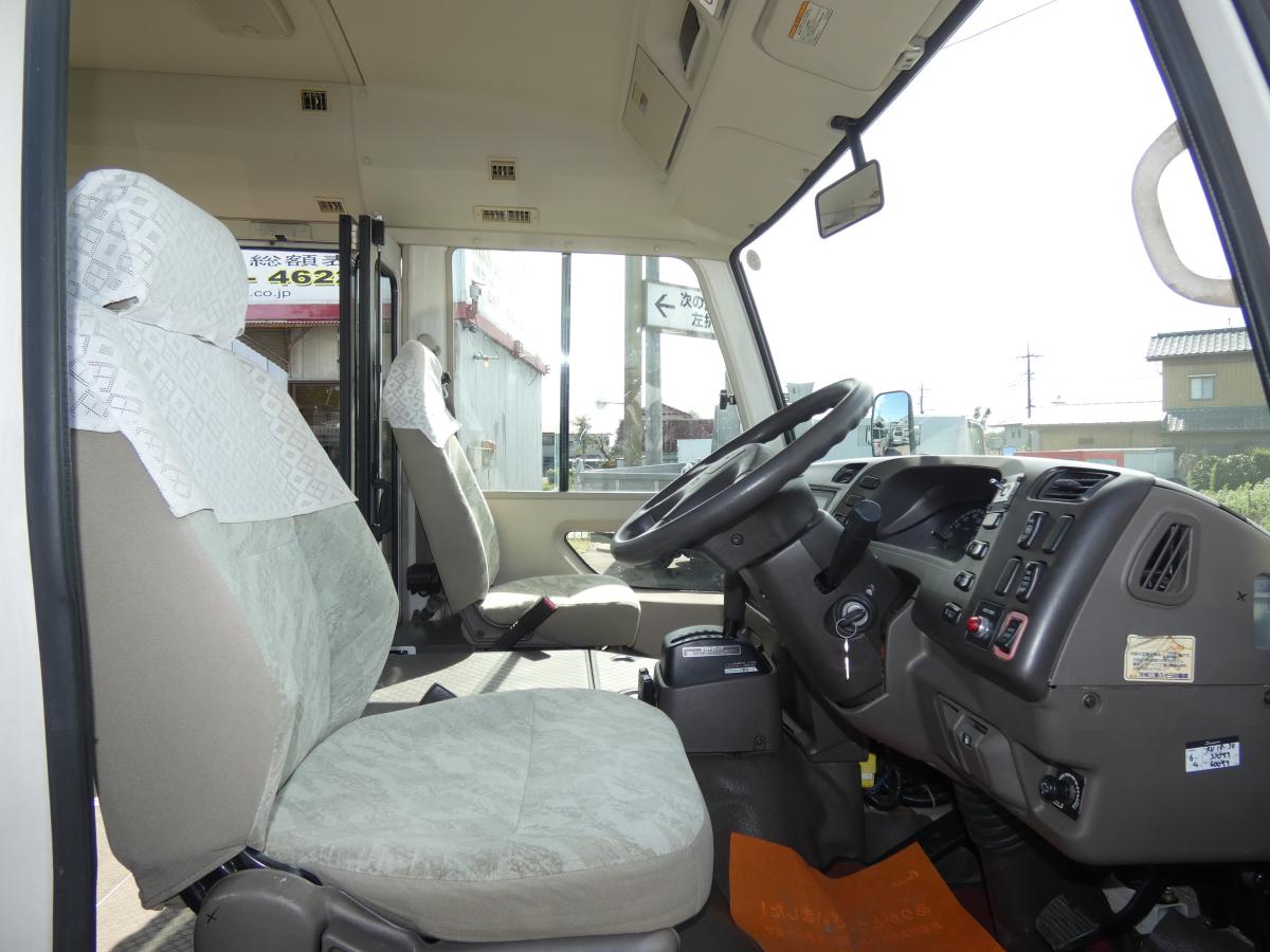 H1629人乗りマイクロバス オートマETC251001|中古トラックの販売・買取・査定のアイナビ