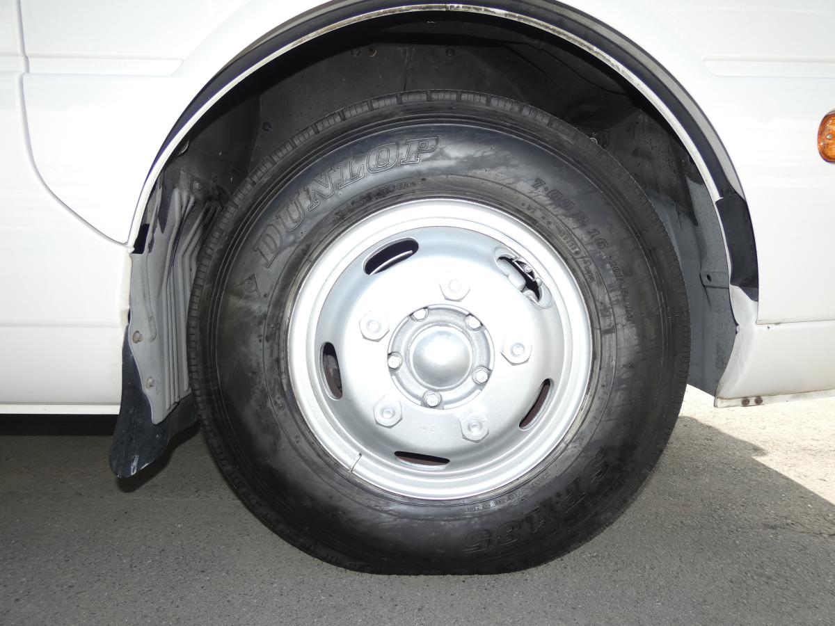 H1629人乗りマイクロバス オートマETC251001|中古トラックの販売・買取・査定のアイナビ