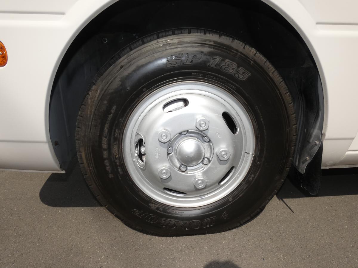 H1629人乗りマイクロバス オートマETC251001|中古トラックの販売・買取・査定のアイナビ