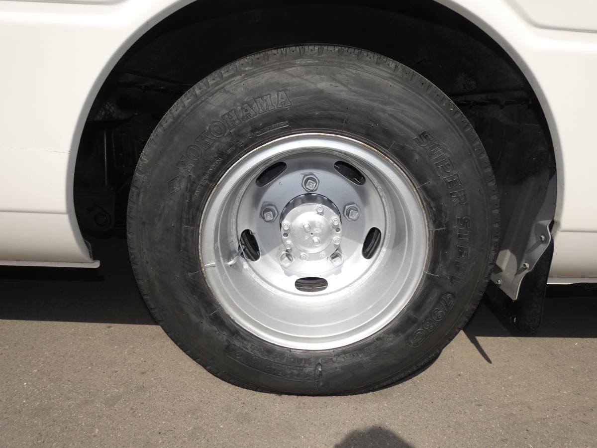 H1629人乗りマイクロバス オートマETC251001|中古トラックの販売・買取・査定のアイナビ