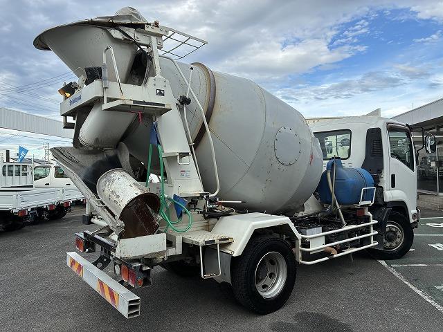 いすゞ ミキサー フォワード|中古トラックの販売・買取・査定のアイナビ